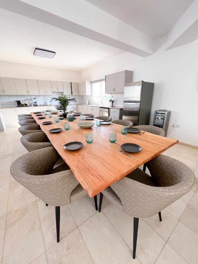 Grand Villa Lynn Seaview 圣纳帕 外观 照片