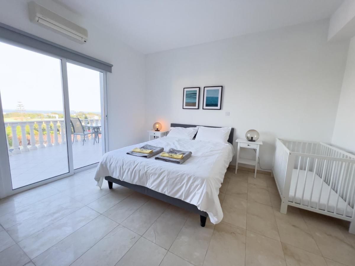 Grand Villa Lynn Seaview 圣纳帕 外观 照片