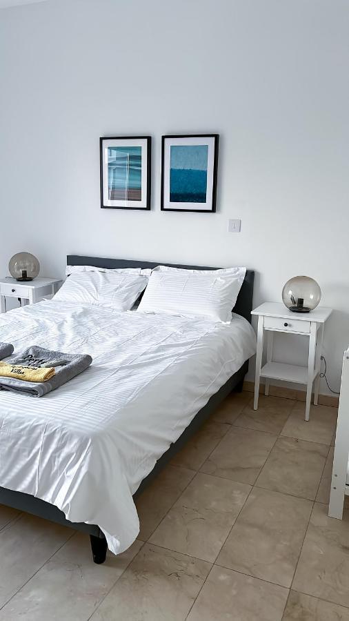 Grand Villa Lynn Seaview 圣纳帕 外观 照片
