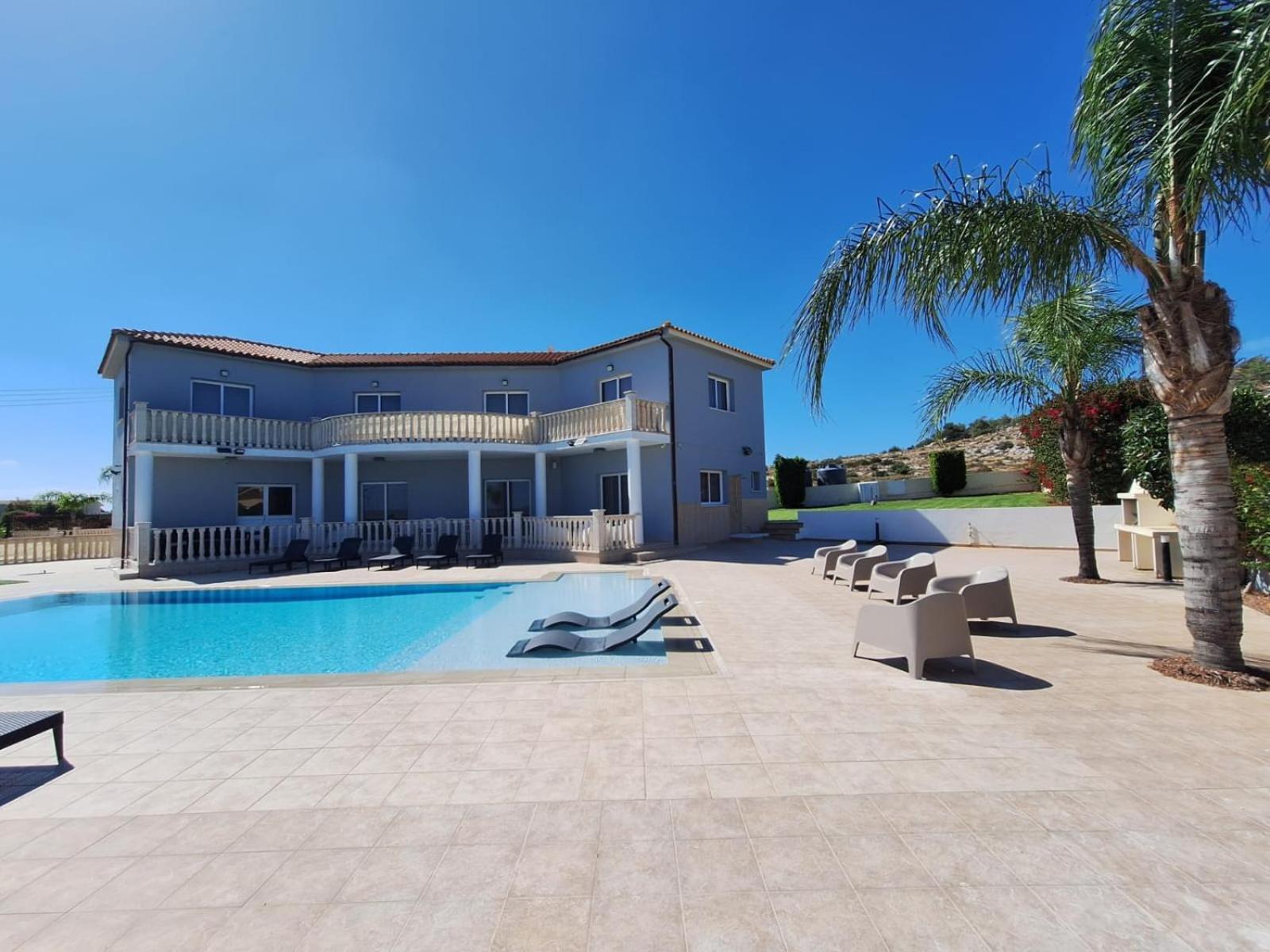 Grand Villa Lynn Seaview 圣纳帕 外观 照片