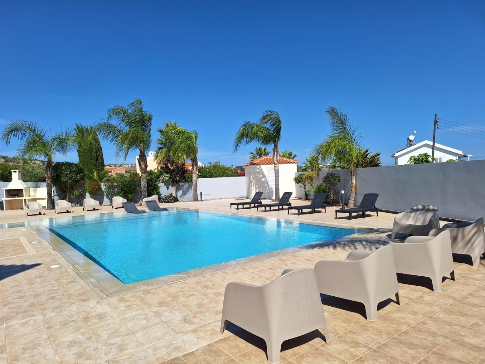 Grand Villa Lynn Seaview 圣纳帕 外观 照片