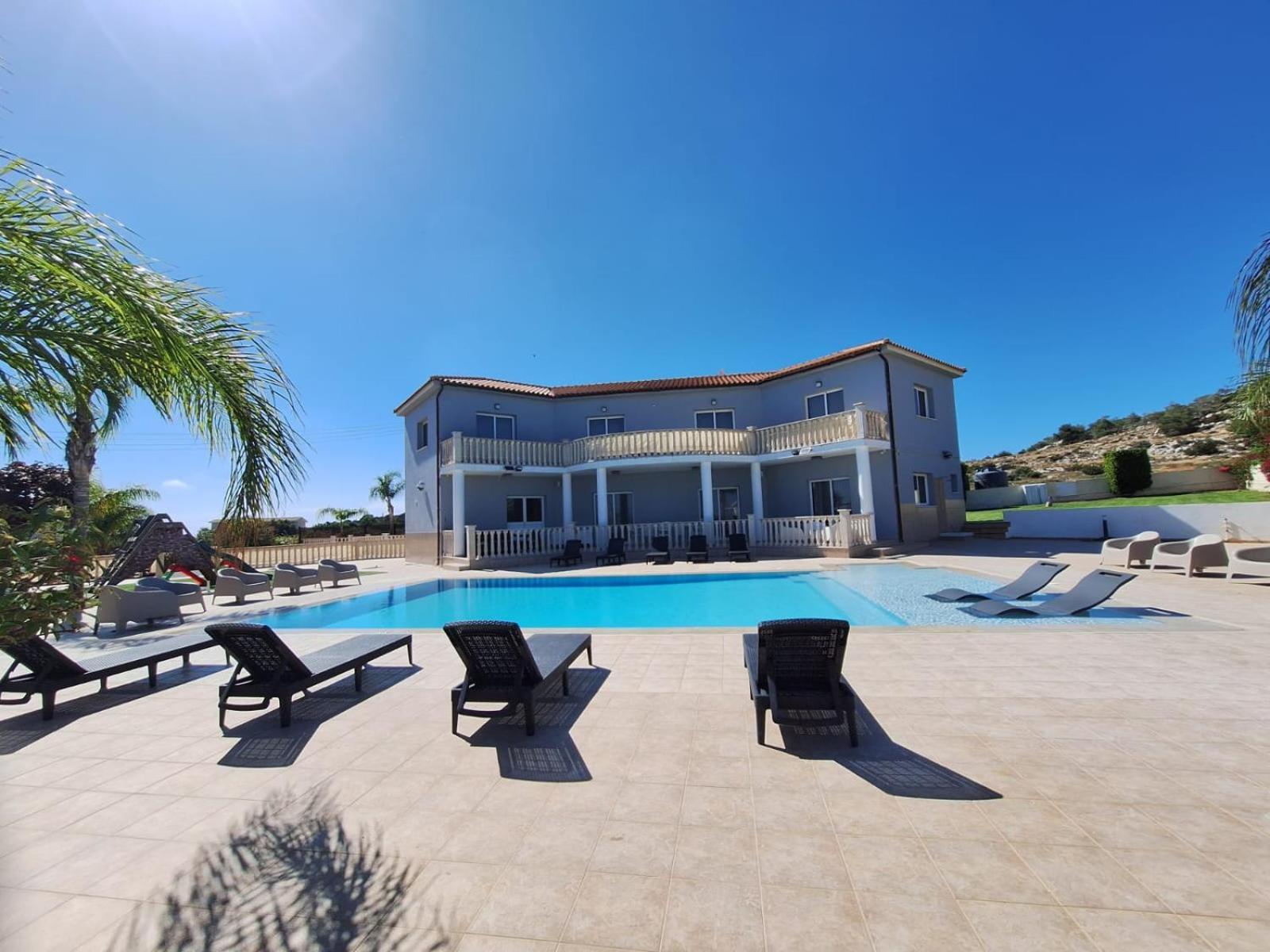 Grand Villa Lynn Seaview 圣纳帕 外观 照片