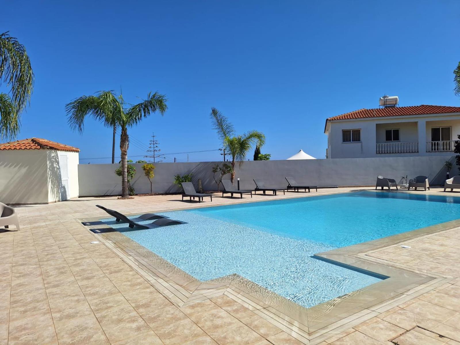 Grand Villa Lynn Seaview 圣纳帕 外观 照片